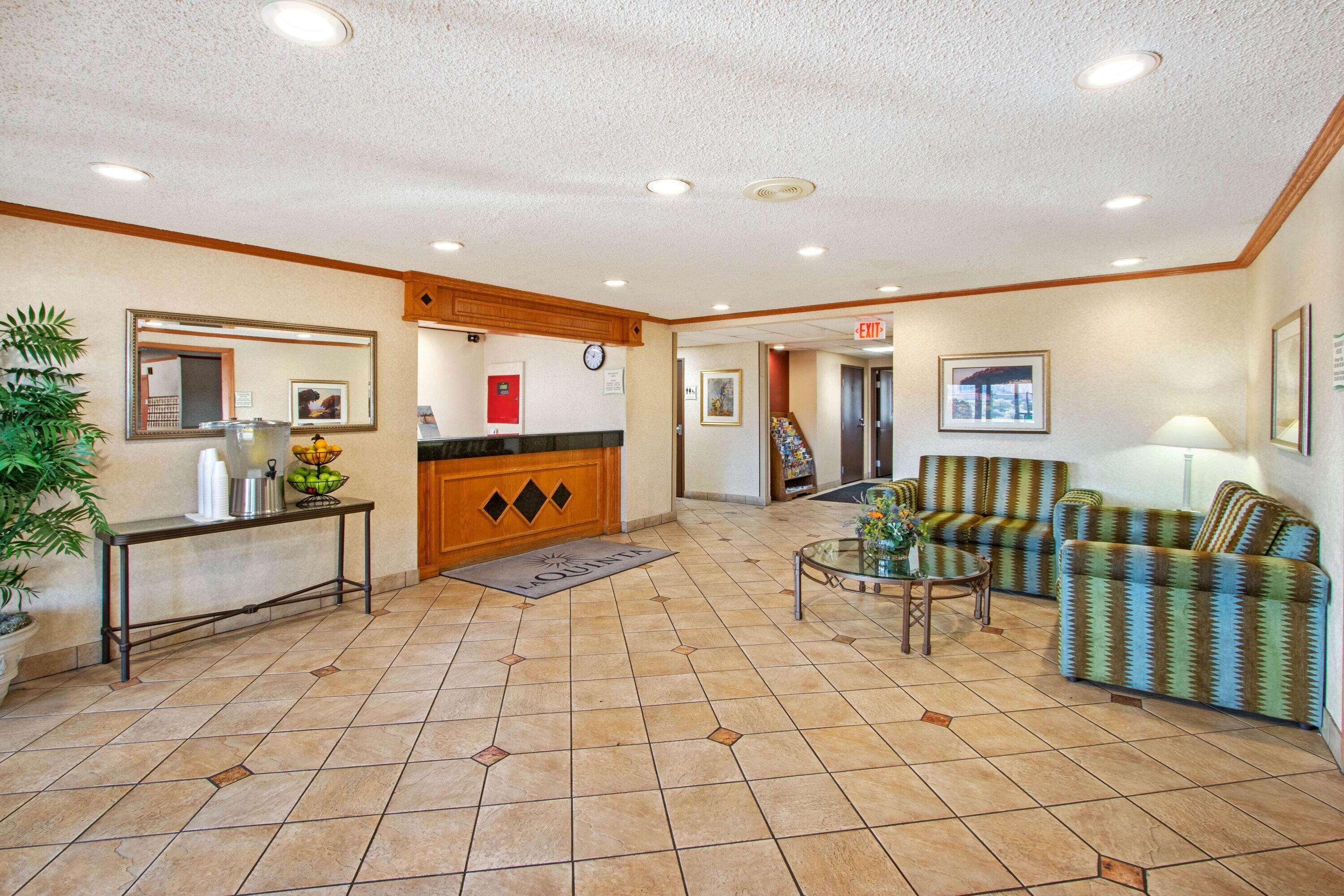 La Quinta By Wyndham Albuquerque Journal Ctr Nw Hotel Kültér fotó